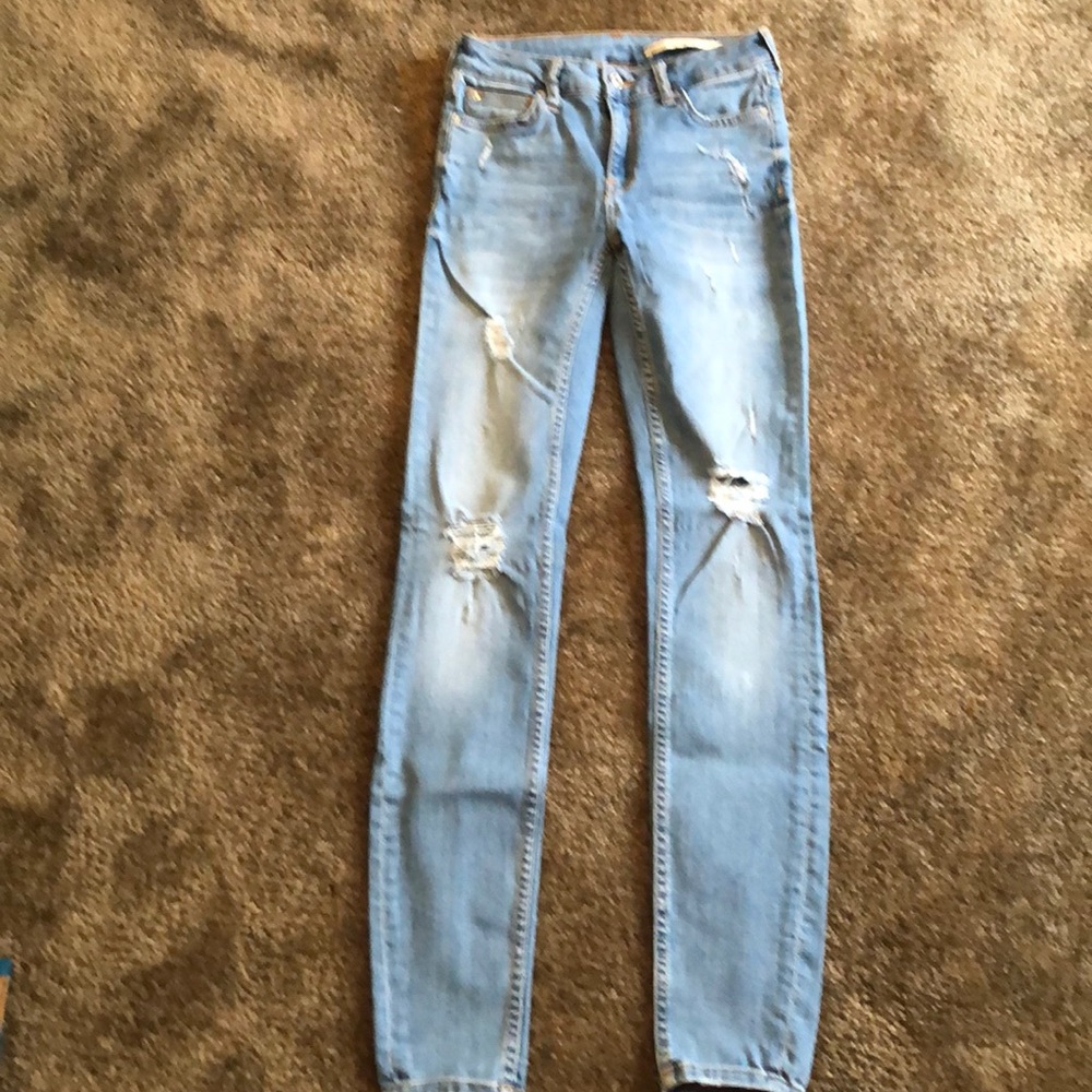 Zara Distressed Slim Fit Skinny Jeans